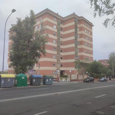 Apartmán Ledesma 14 Caces Exteriér fotografie
